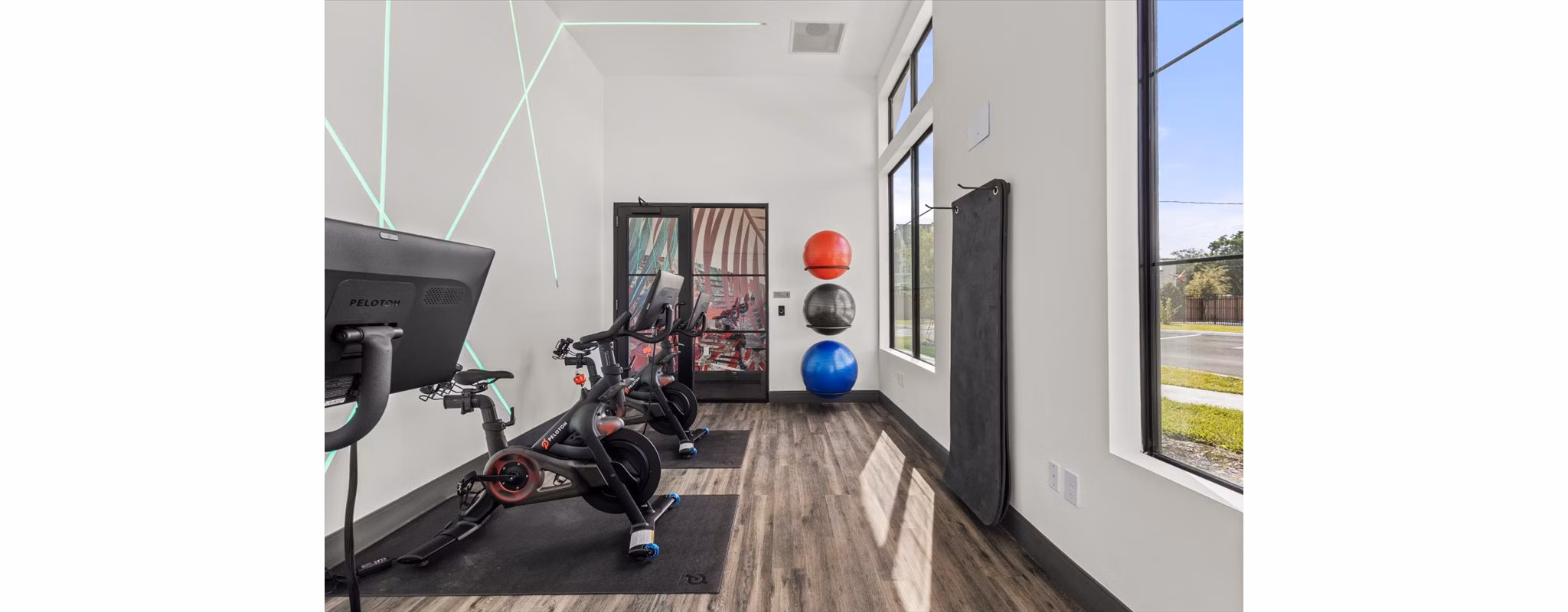 fitness center at Azalea Luxury Apartments