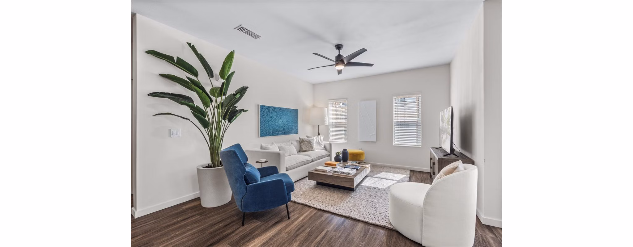 living room at Azalea Luxury Apartments