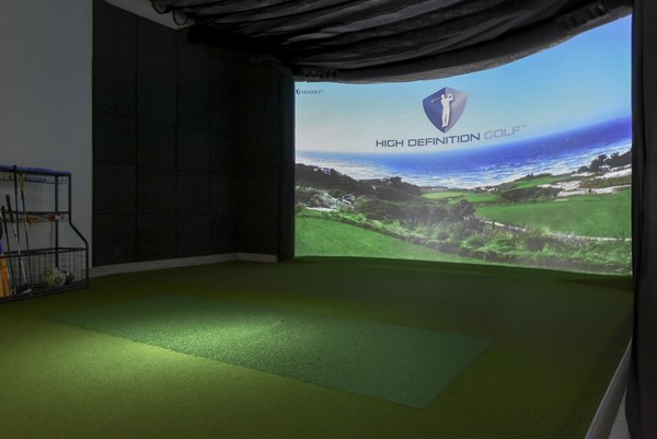 virtual golf driving range at The Hallon I Apartments