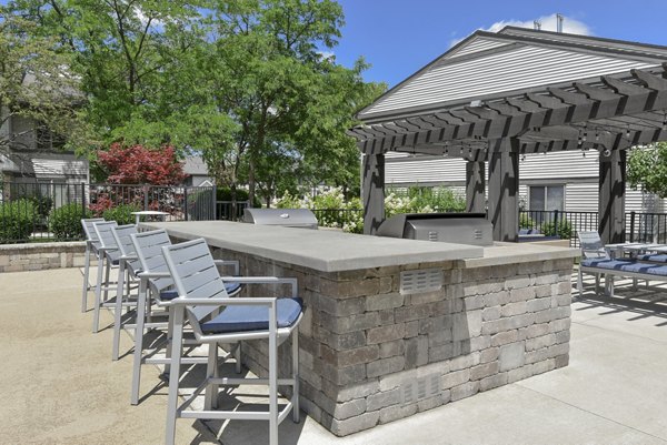 grill area at Villas at Northstar Apartments