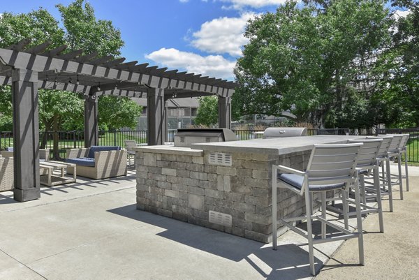 grill area at Villas at Northstar Apartments
