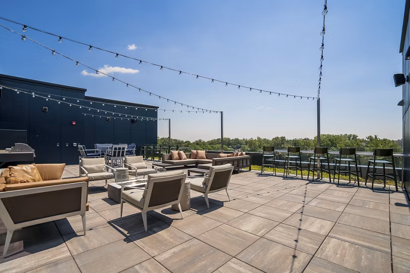 grill area/patio/balcony at Harvest Apartments