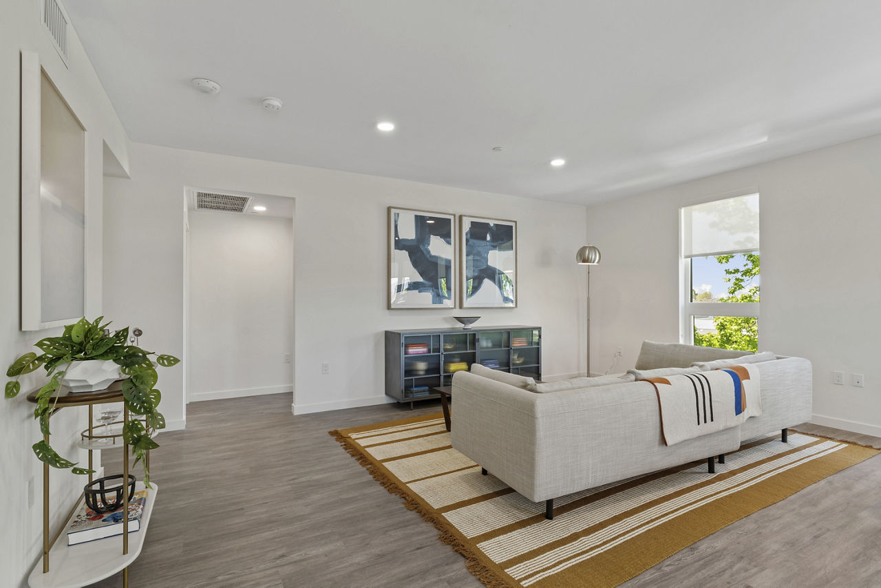Launch Apartments 16 of 20