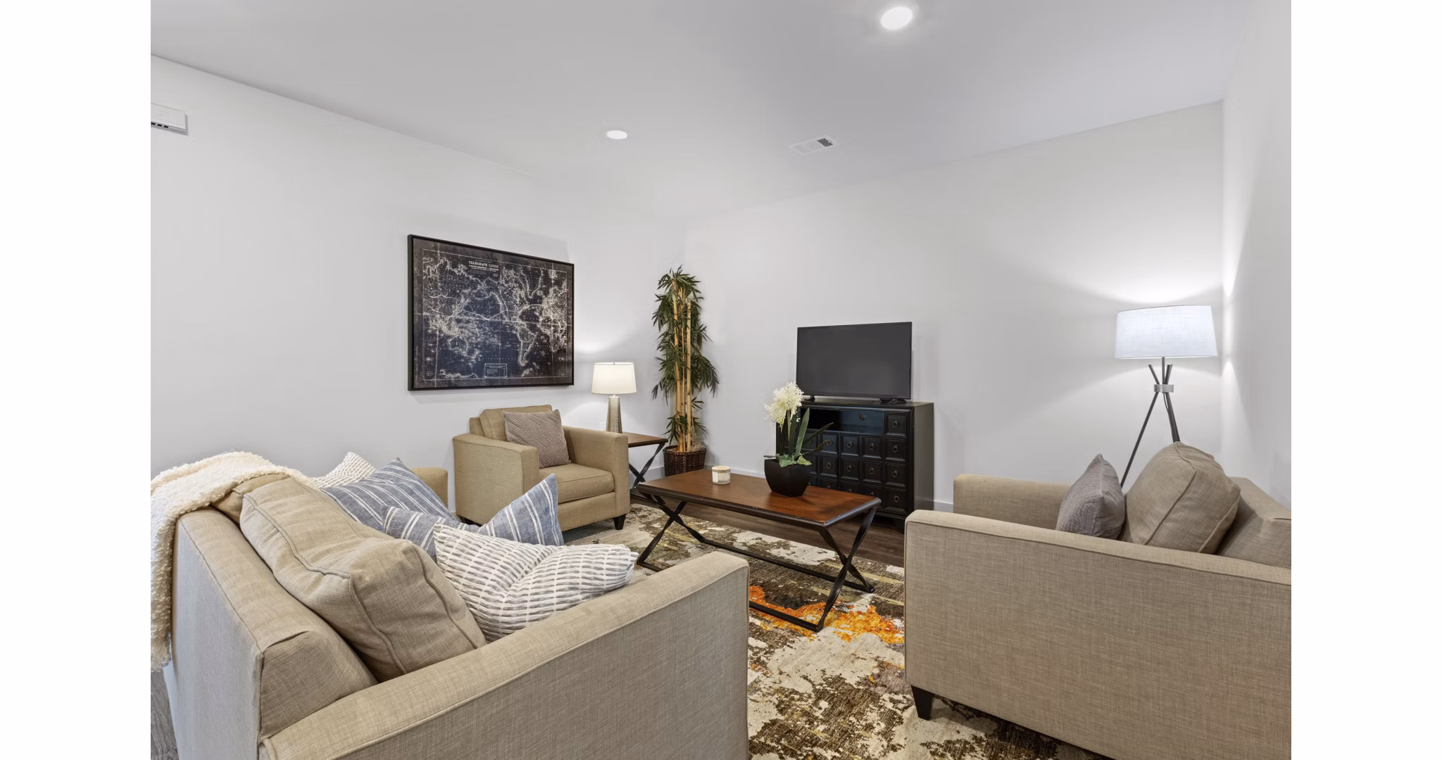 living room at Hardy Springs Apartments