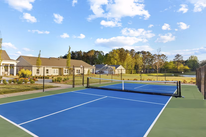 sport court at Hardy Springs Apartments