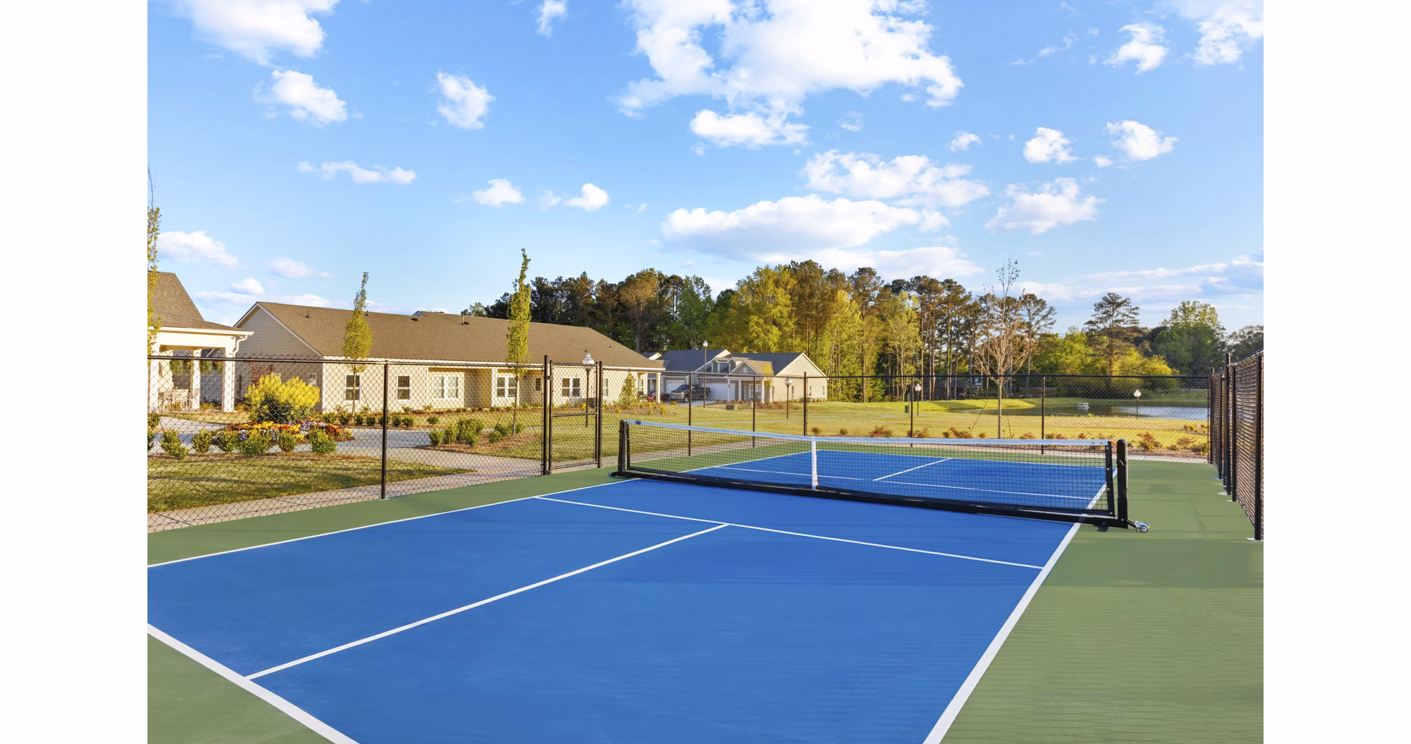 sport court at Hardy Springs Apartments