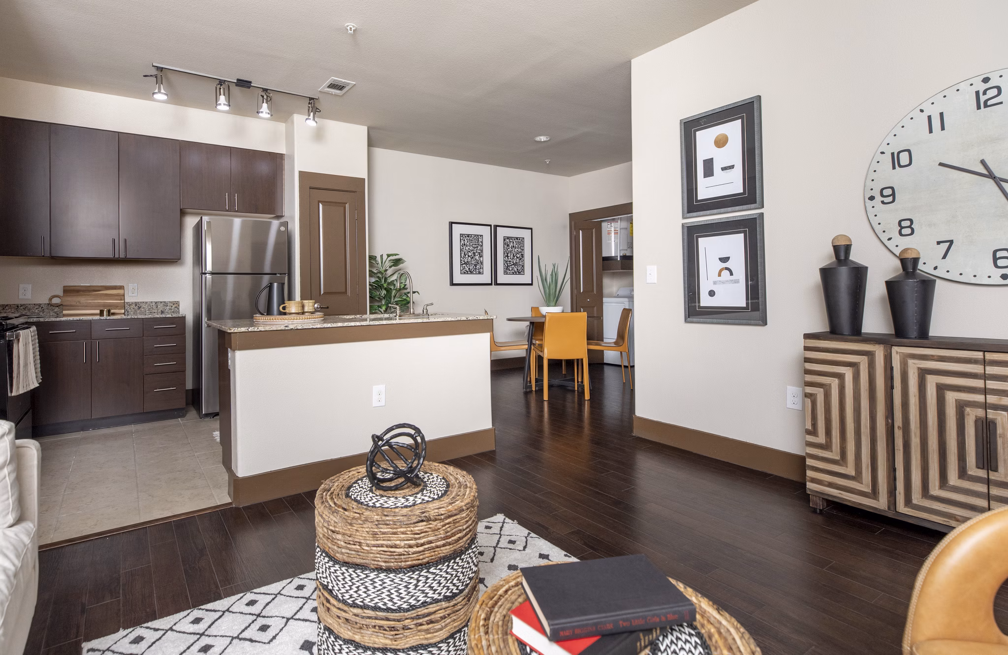 living room at Ten Pines at Summerwood Apartments 