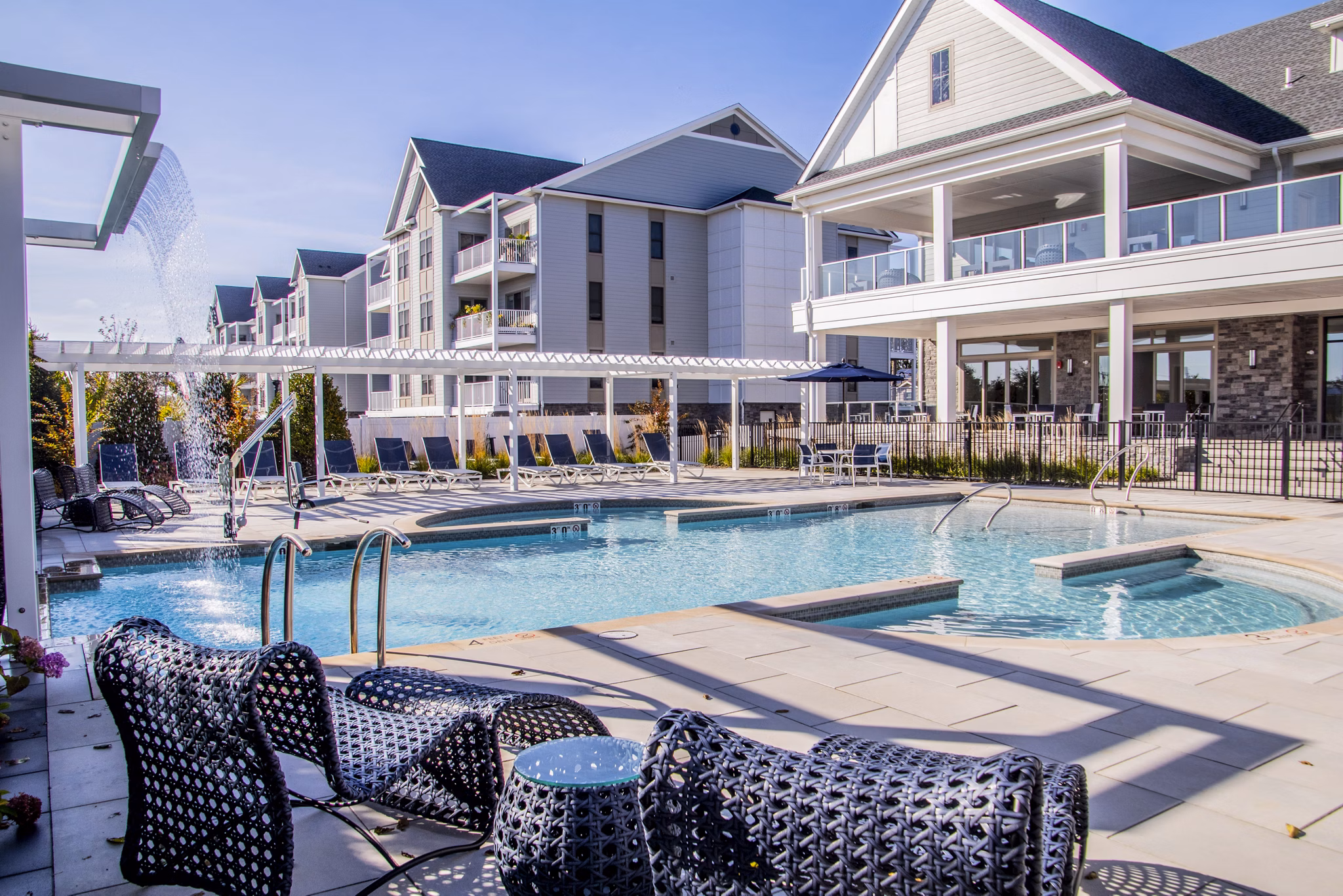 pool at Ocean Gate Apartments 