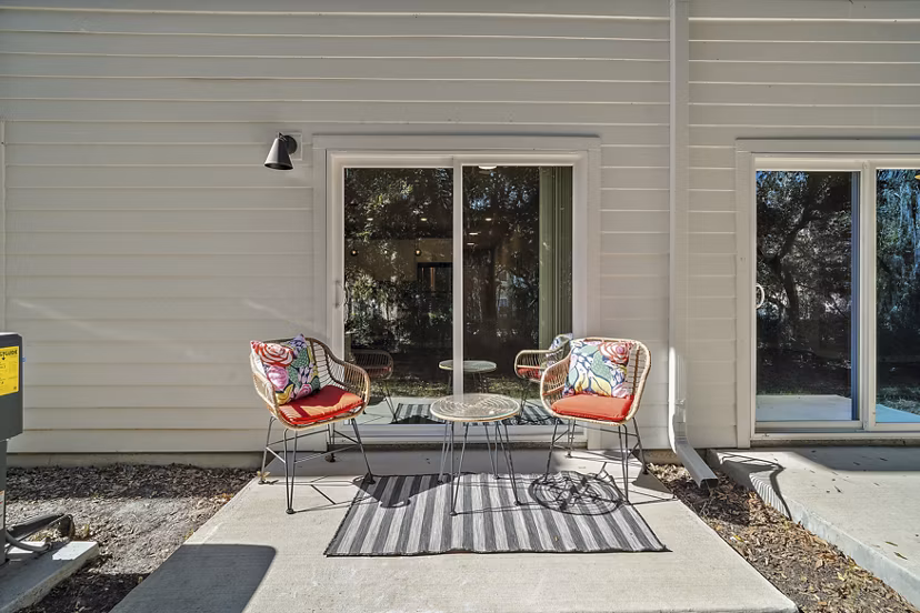 patio at Solamar Wildwood Apartments