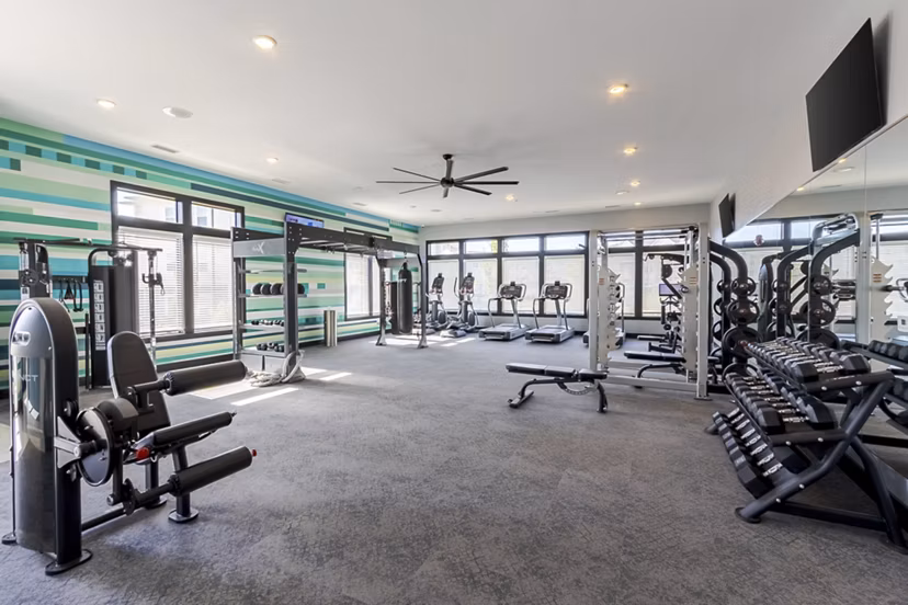 fitness center at Mason Augusta Apartments