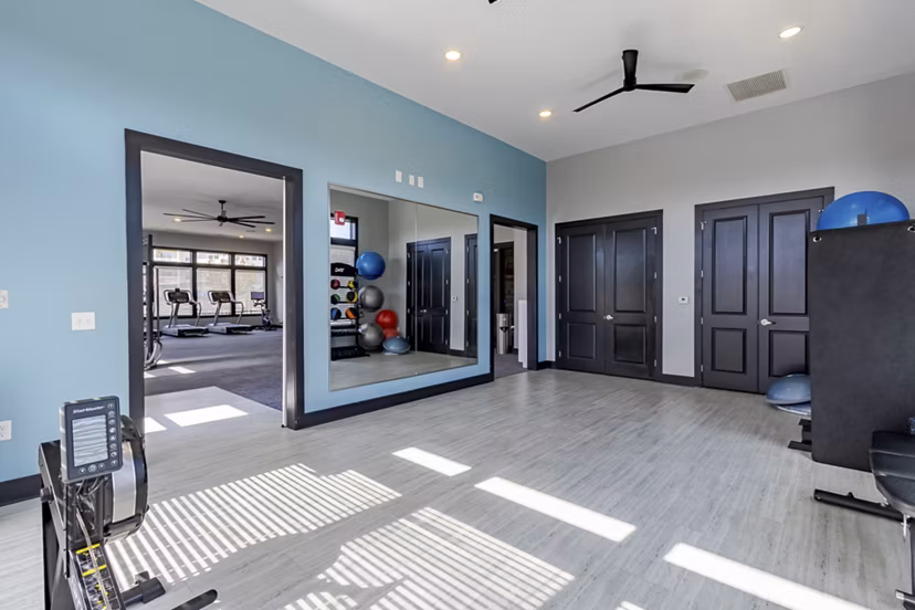 fitness center at Mason Augusta Apartments