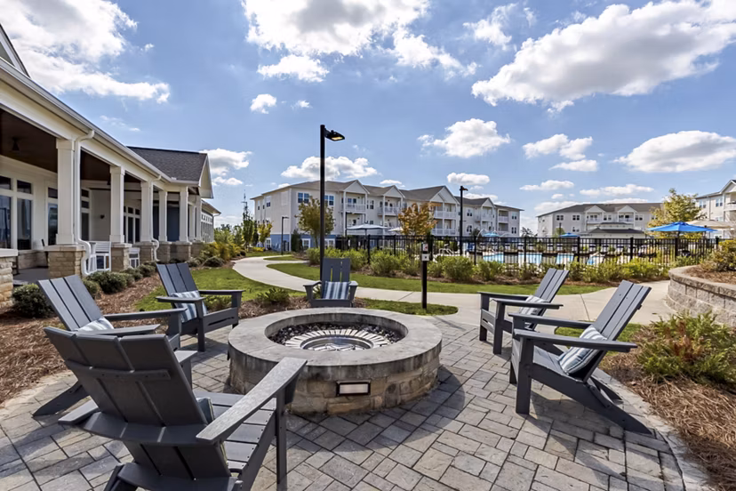 patio at Mason Augusta Apartments