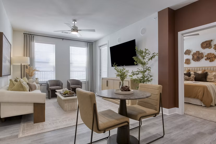 dining room at Alta Westover Hills Apartments