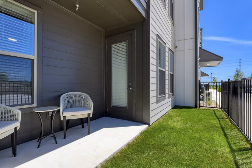 patio at Alta Westover Hills Apartments