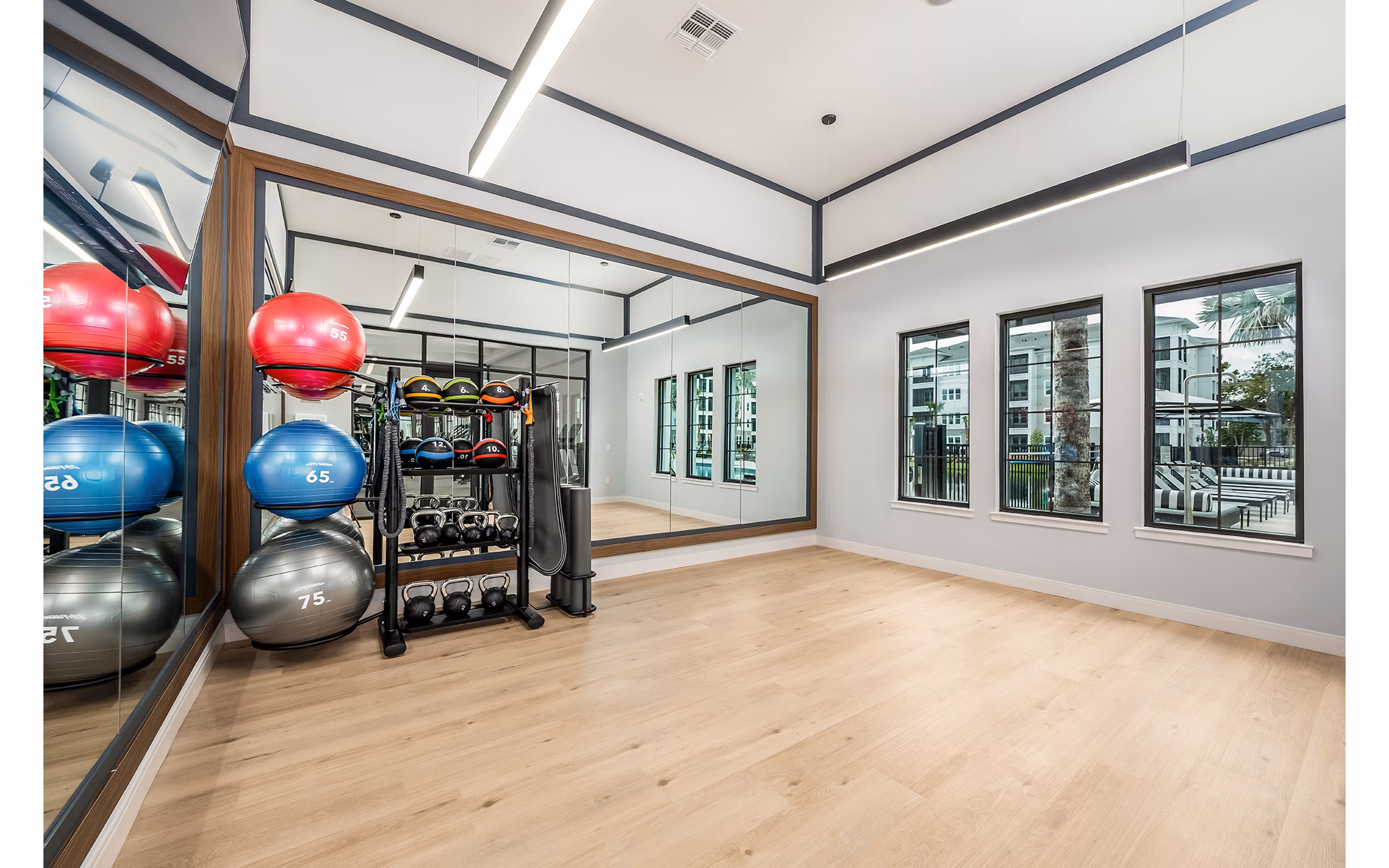 fitness center at Northhaven Apartments 