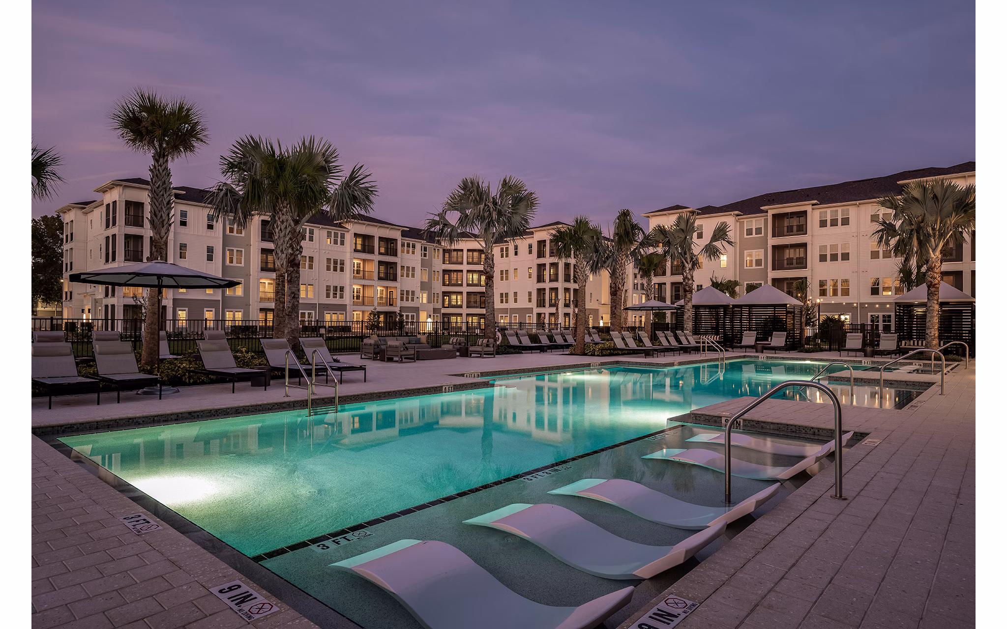 pool at Northhaven Apartments 