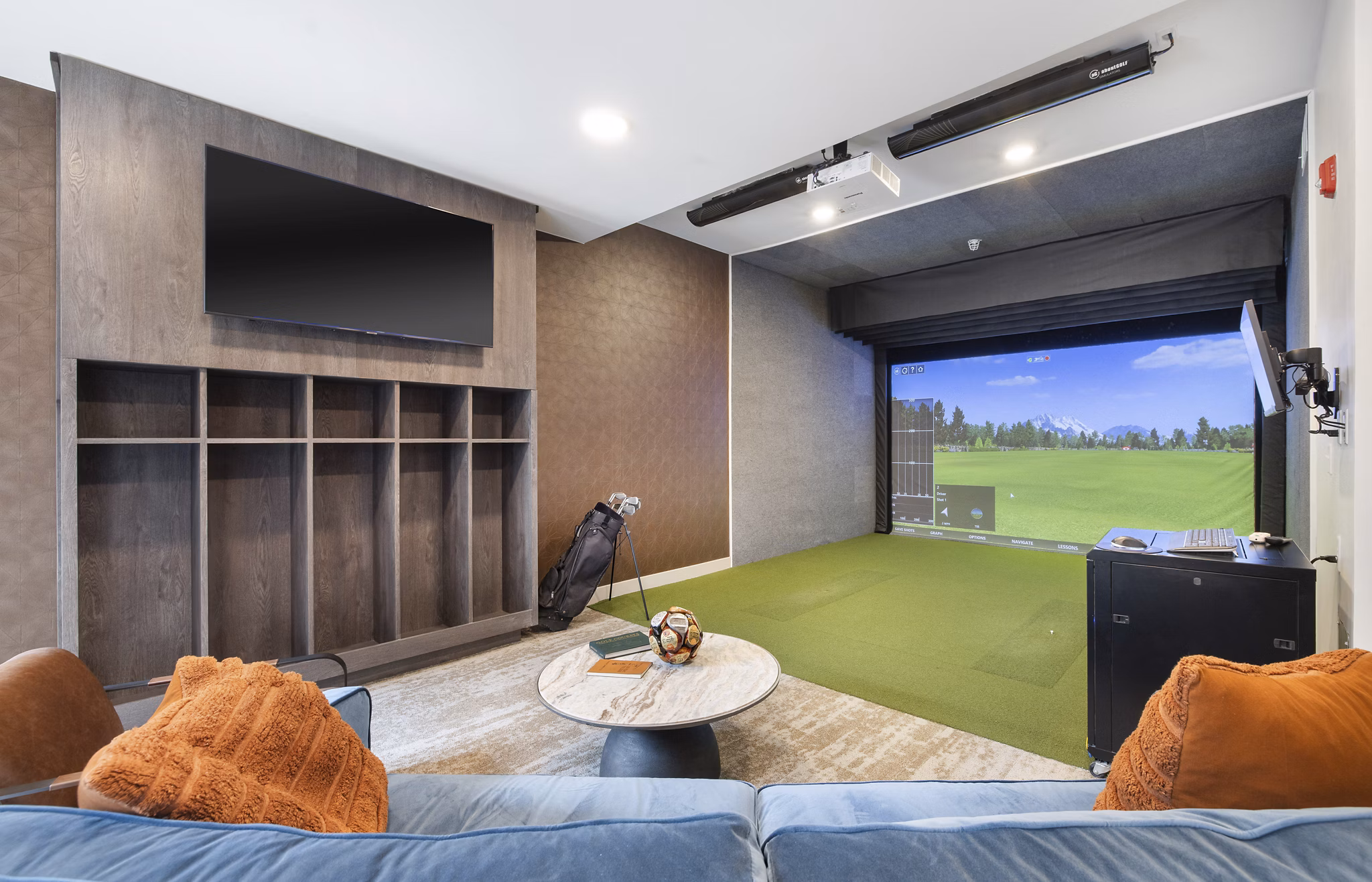 clubhouse at McDowell Point Apartments 