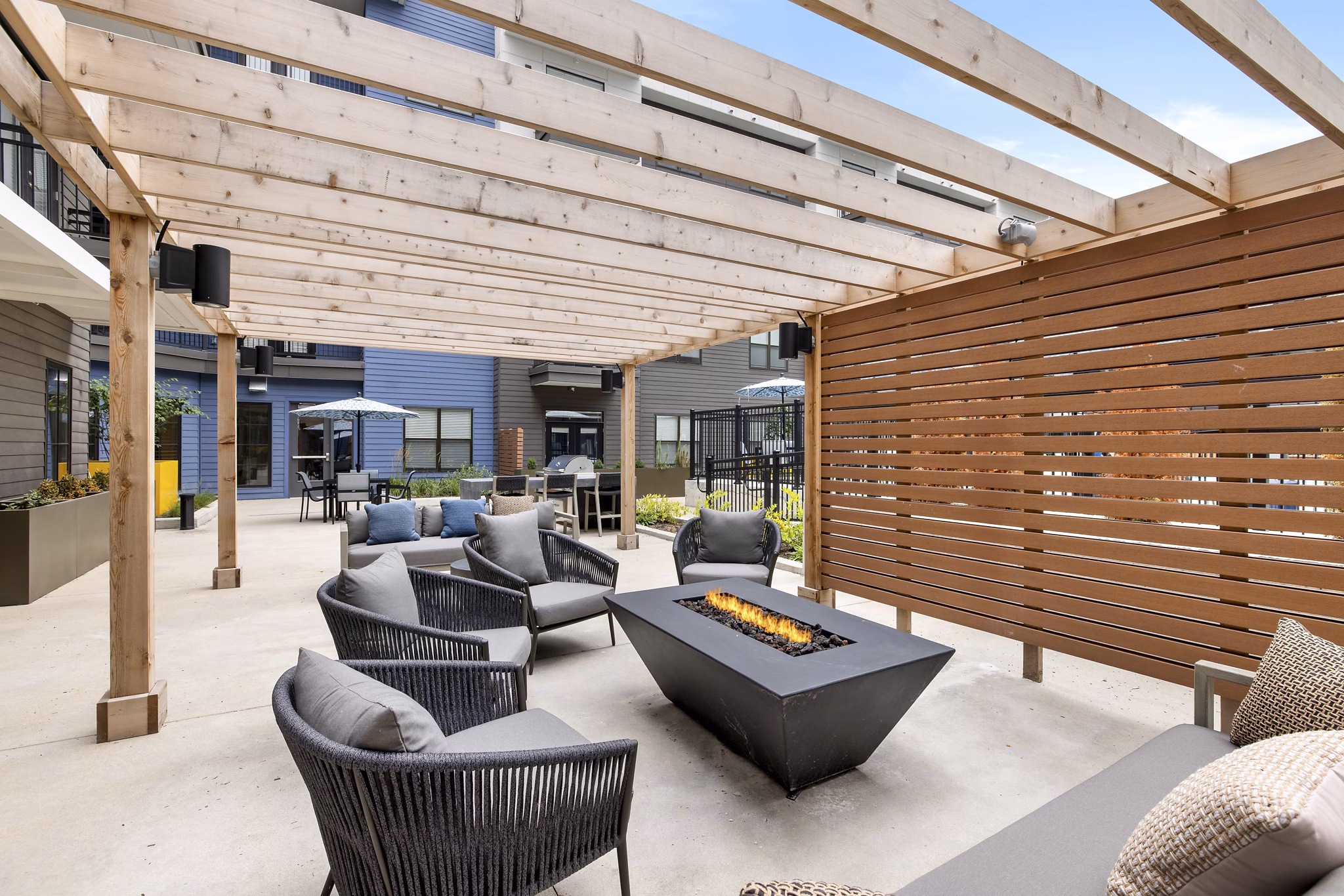 grill area at McDowell Point Apartments 