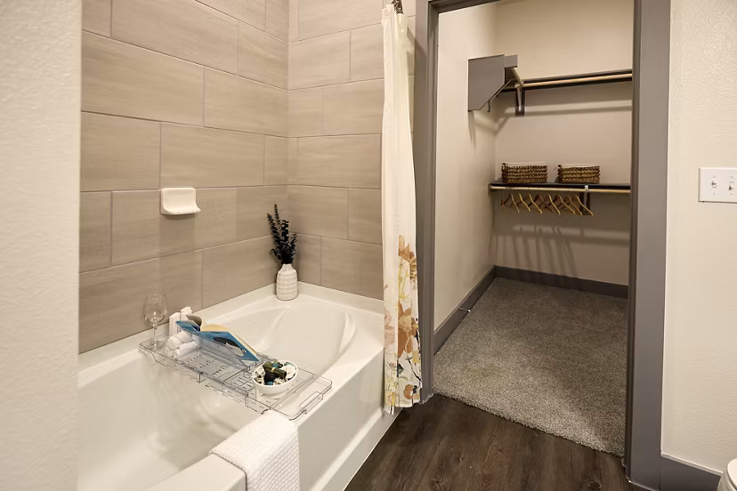 bathroom at Casella Apartments