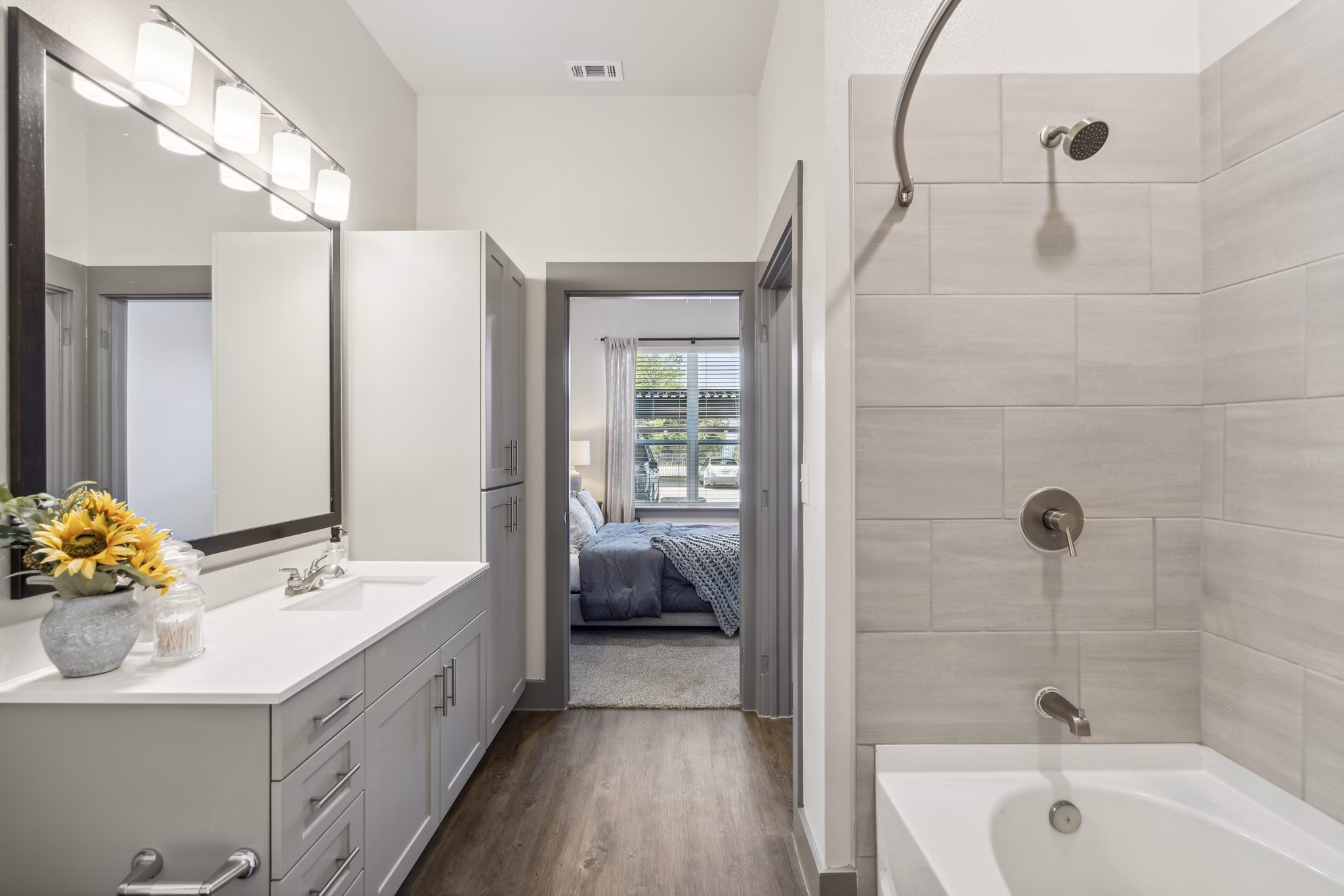 bathroom at Casella Apartments