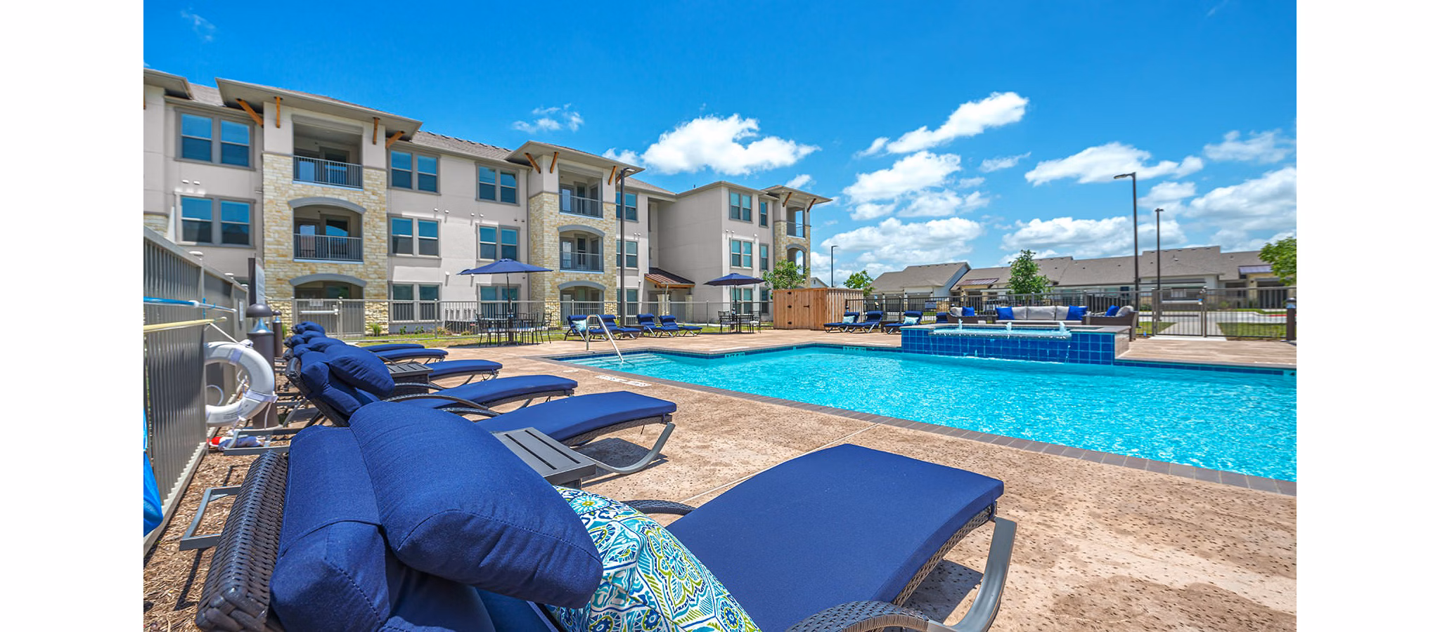pool at The Preserve at Gateway Apartments