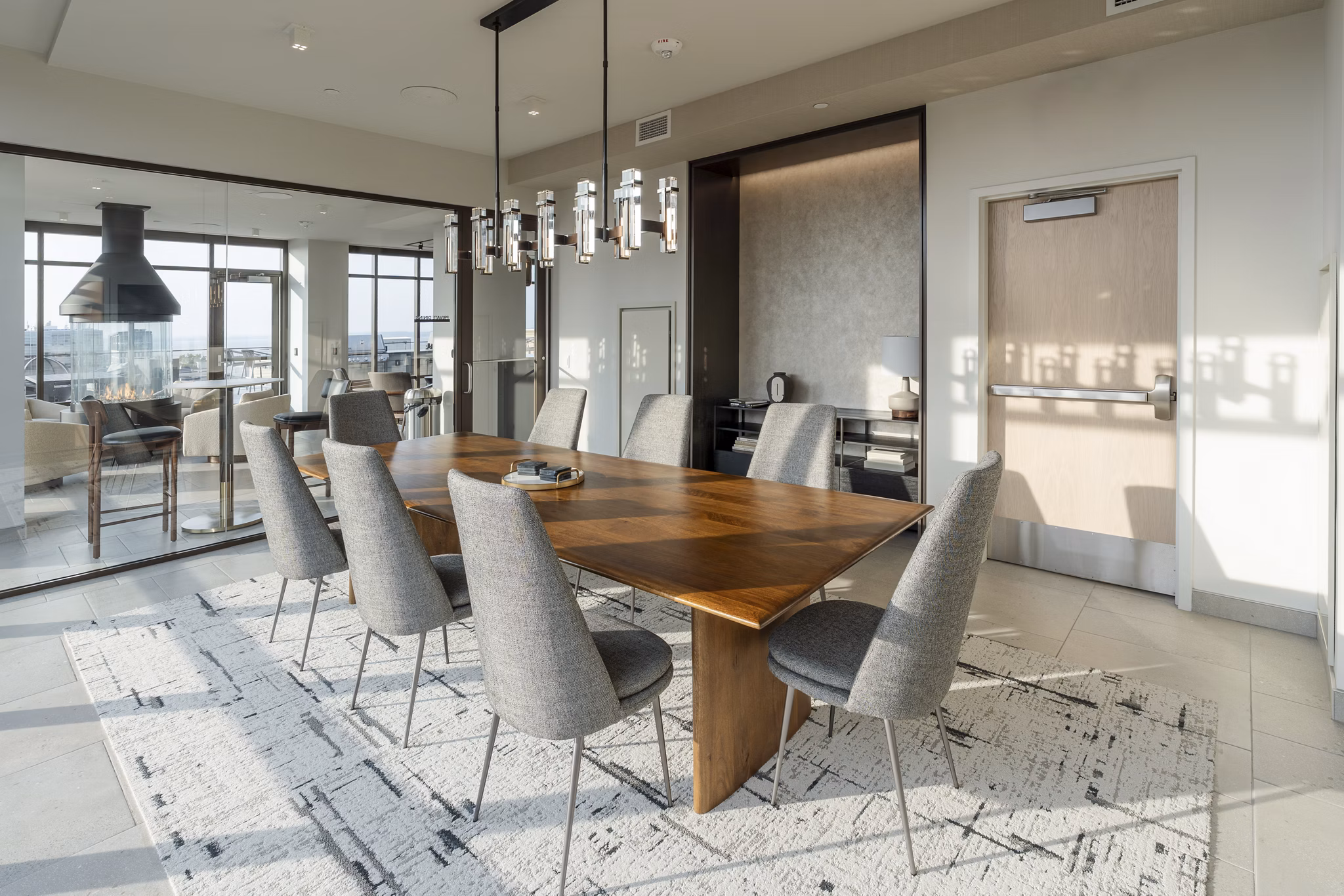 dining room at ONE 09 Apartments 