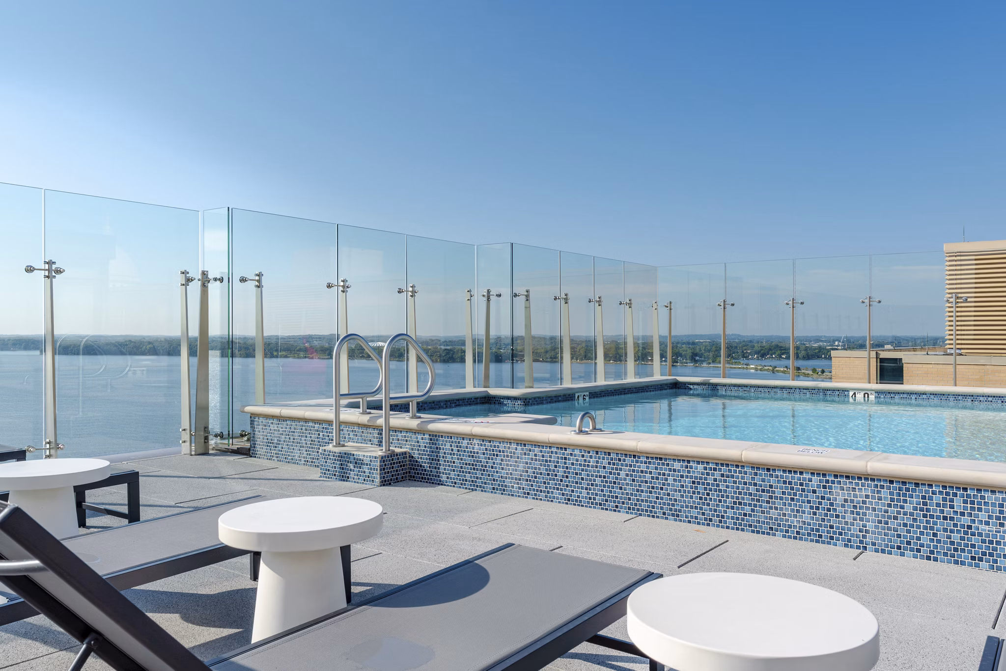 pool at ONE 09 Apartments 