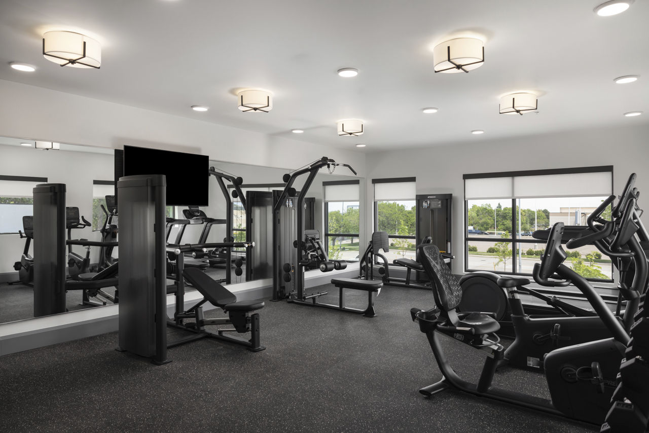 Gym at Aspendale Northglenn (1 of 2)
