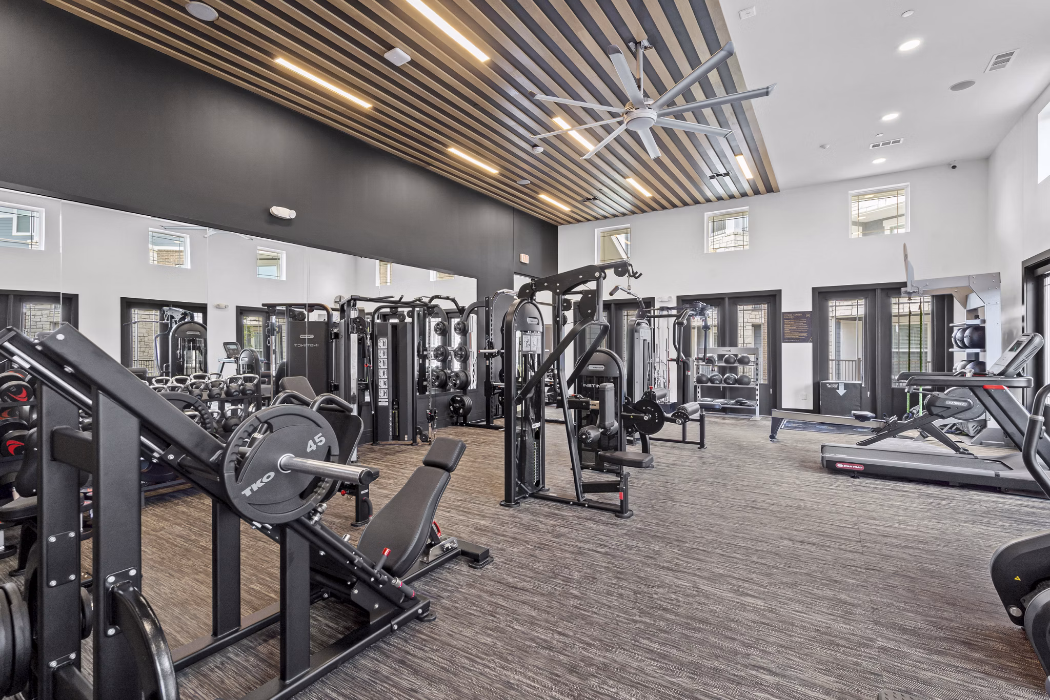 fitness center at Alpine Creekside Apartments