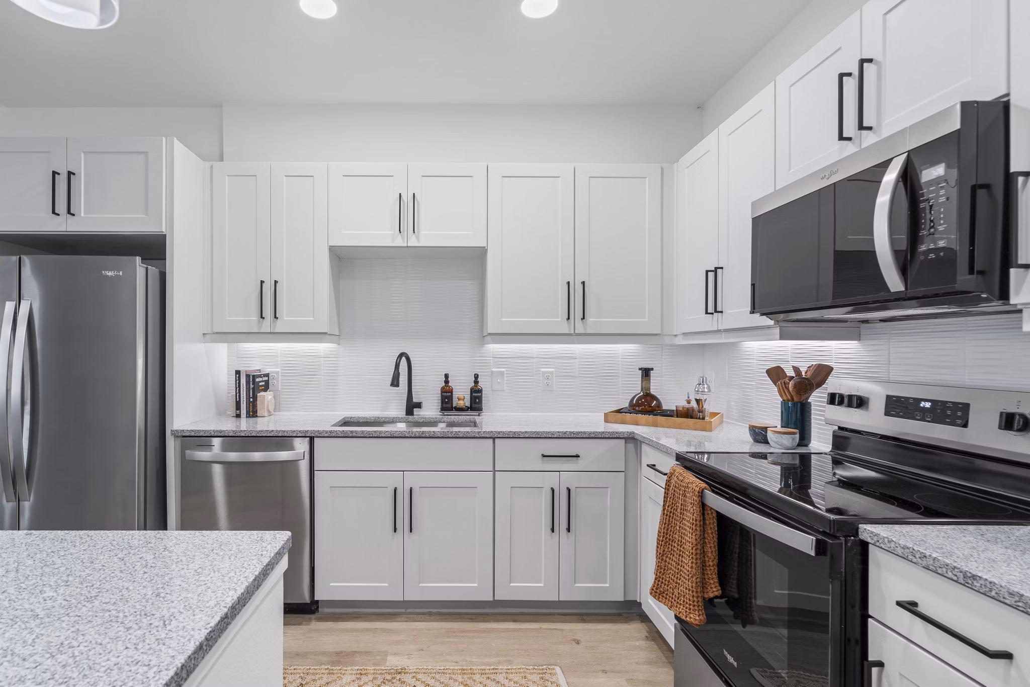 kitchen at Alpine Creekside Apartments Apartments