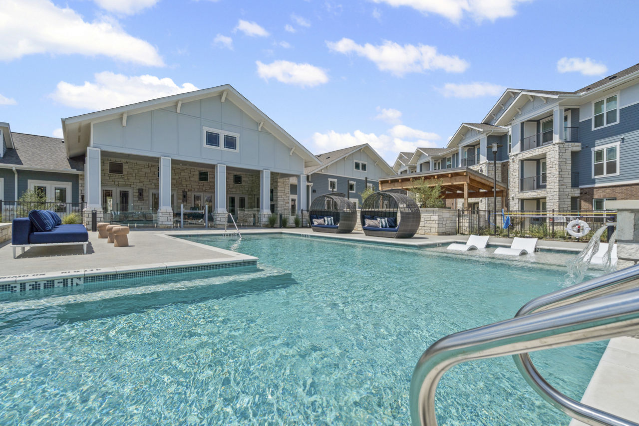 Alpine Creekside Haltom City Tx 4 of 12