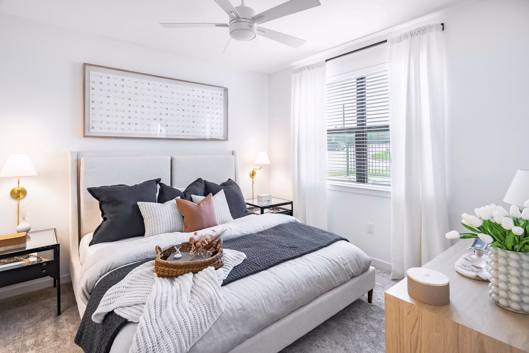 bedroom at Citizen House Blue Bluff Apartments