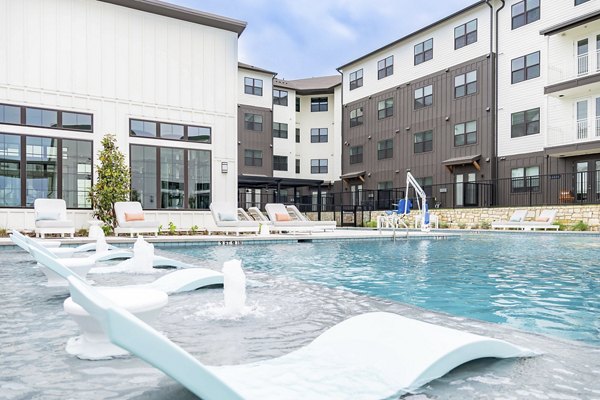 pool at Citizen House Blue Bluff Apartments