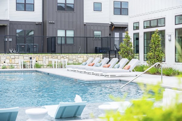 pool at Citizen House Blue Bluff Apartments
