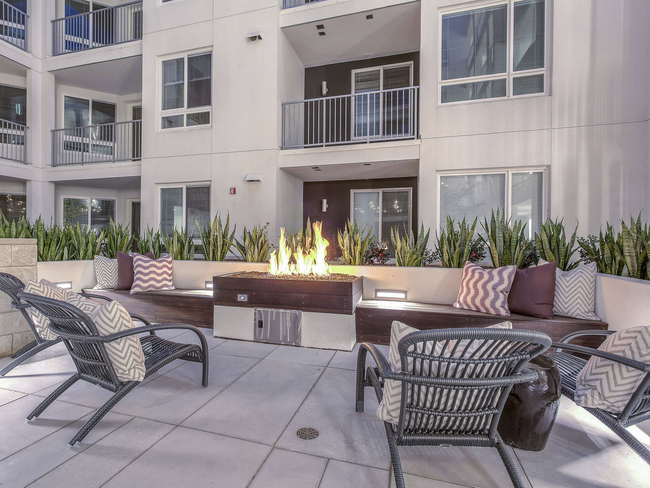 Lounge at The Adeline (5 of 8)