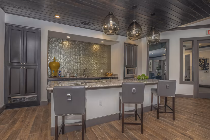 clubhouse at Willowbend Phase 1 Apartments 