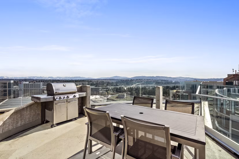 patio at Soma Towers Apartments