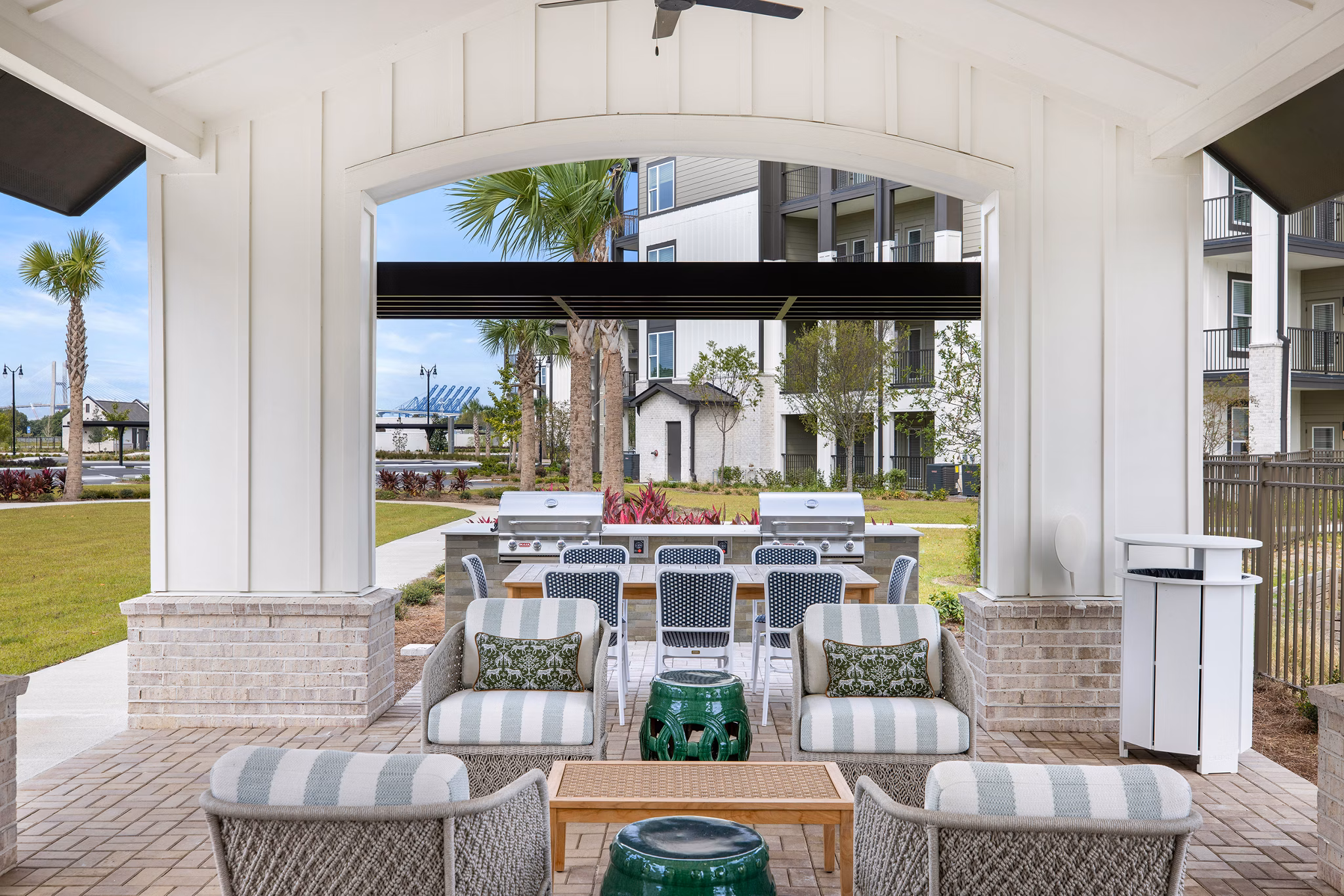 grill area at Silas Park Apartments 