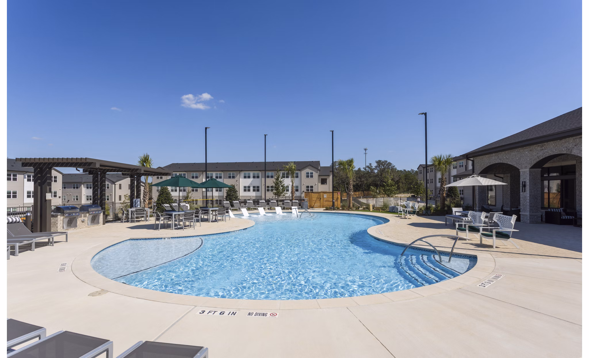 pool at Prose On The Range Apartments