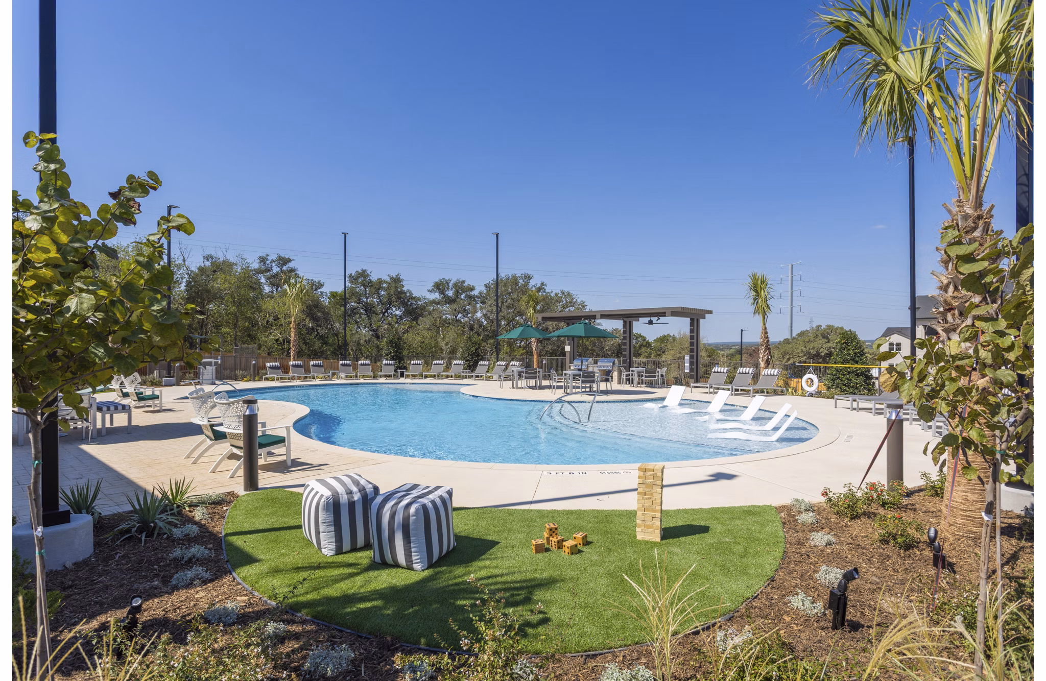 pool at Prose On The Range Apartments