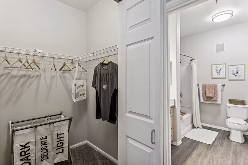 closet at 850 on the Avenue Apartments