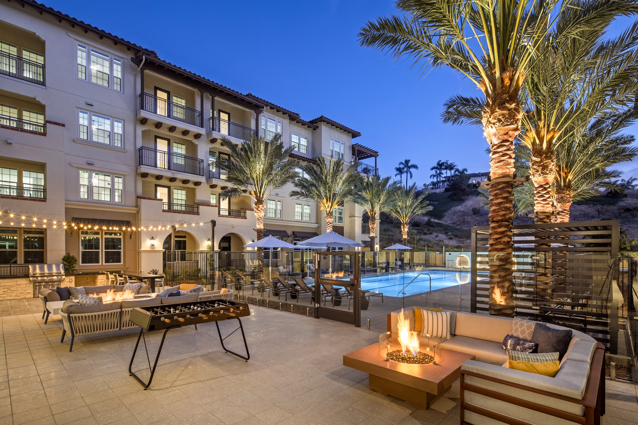 grill area at Lucia at Aviara Apartments 