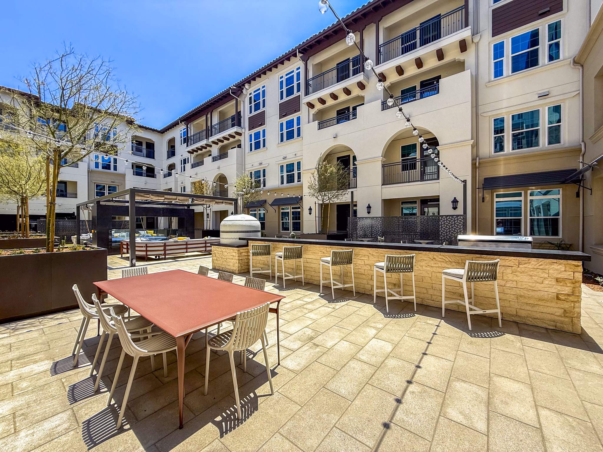 grill area at Lucia at Aviara Apartments 