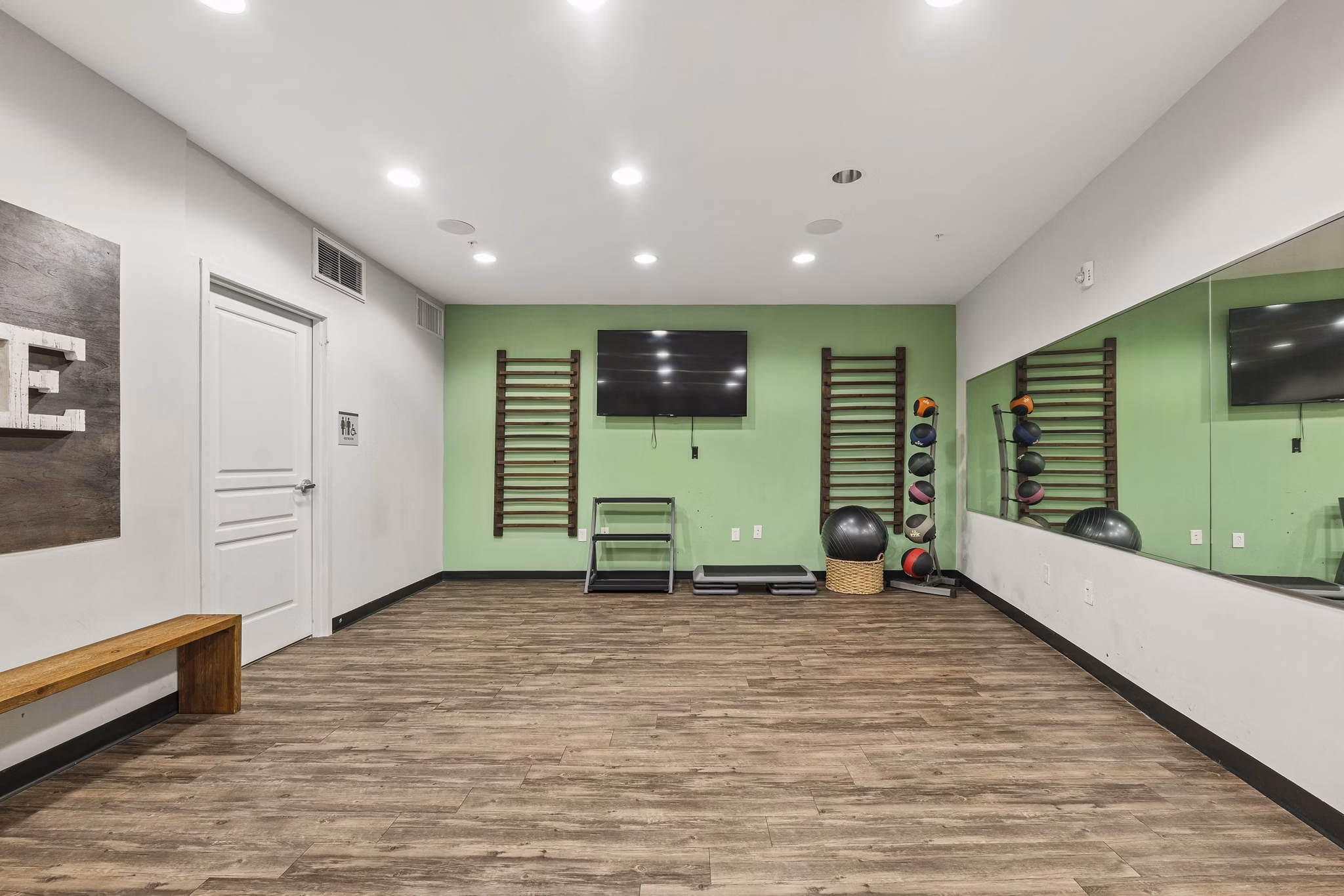Fitness Center at Ayrsley Lofts Apartments