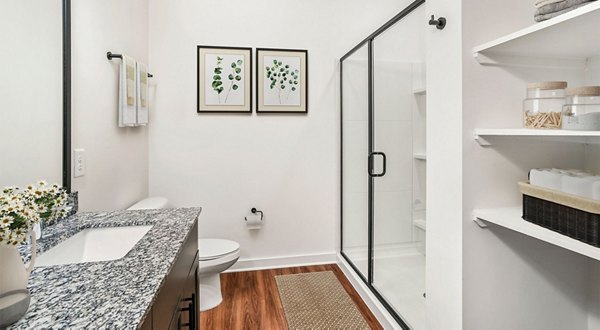 bathroom at Wellen Apartments