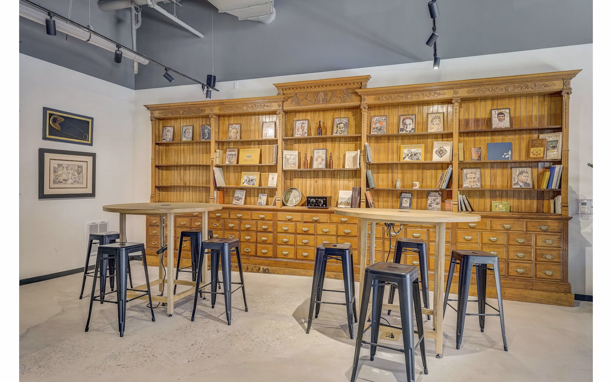 clubhouse at Poth Brewery Lofts Apartments