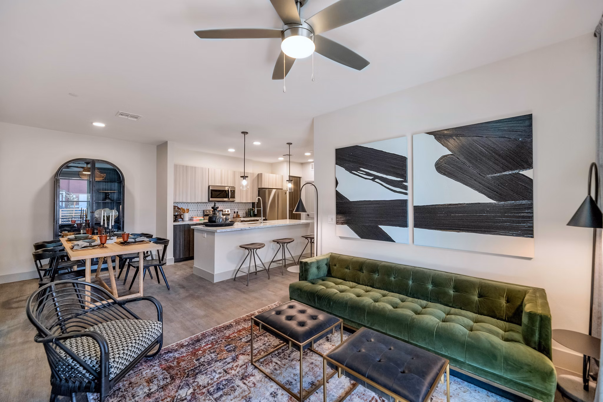 living room at Zaterra Apartments 