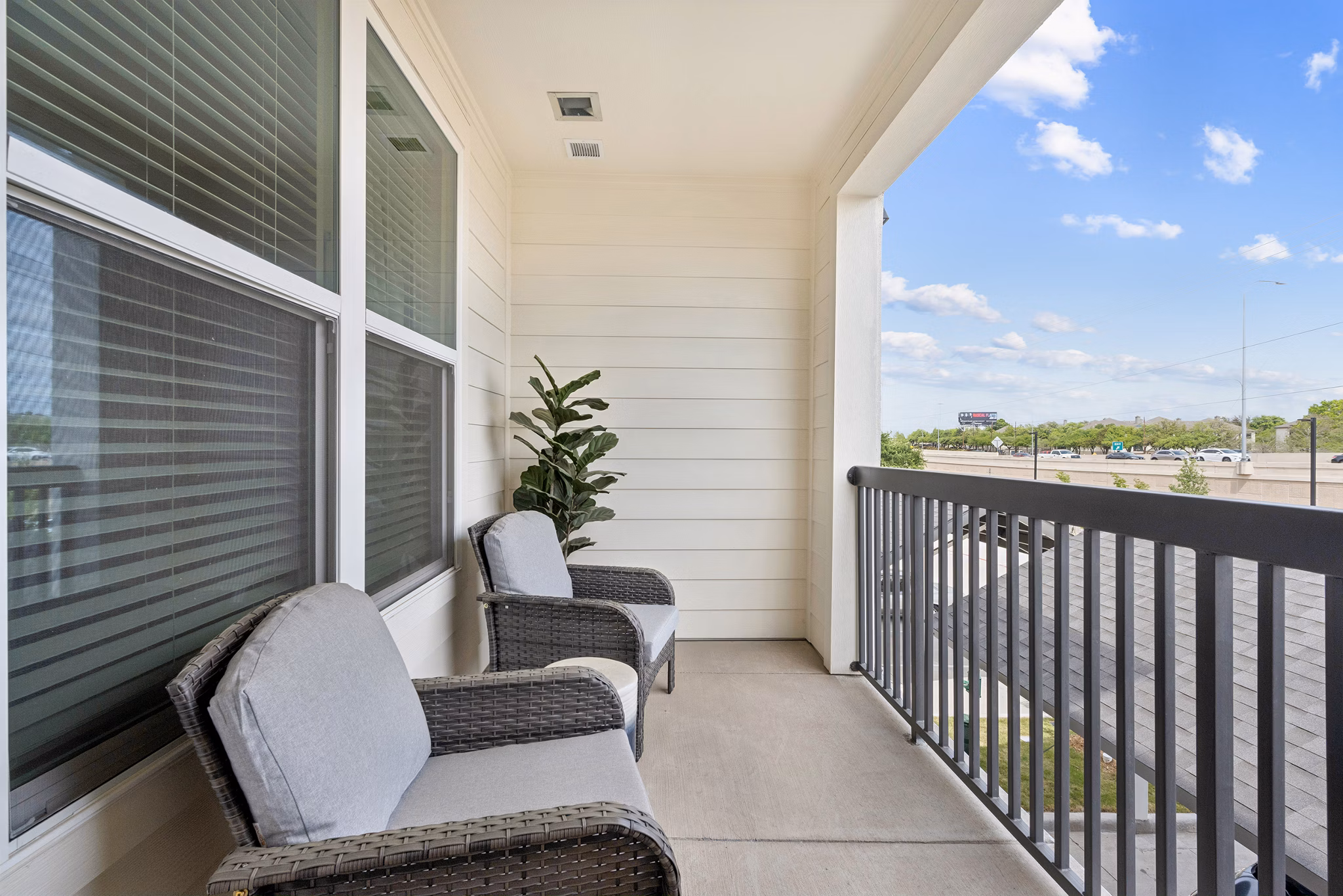 patio at Elate Bent Tree Apartments 