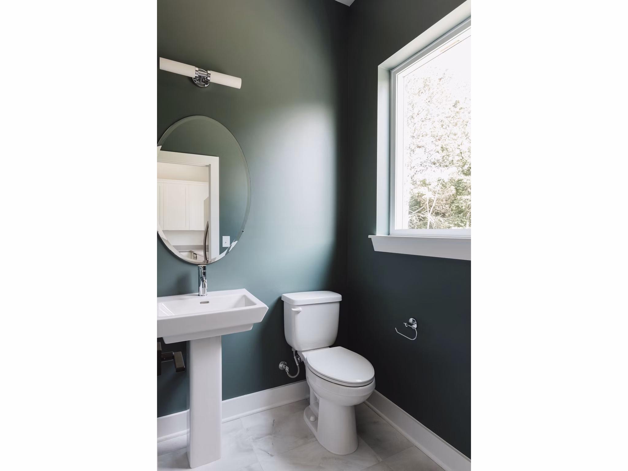 bathroom at The Yarra Apartments
