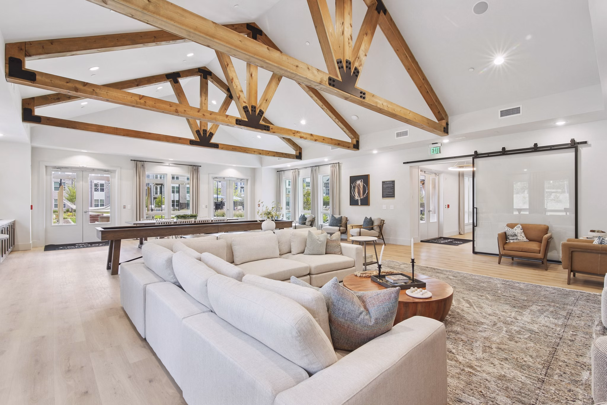 clubhouse at Render Turner Lake Apartments